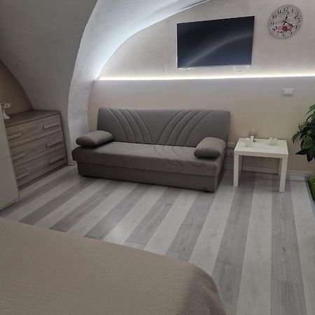 Il Cortiletto Verde Villa Catania Luaran gambar